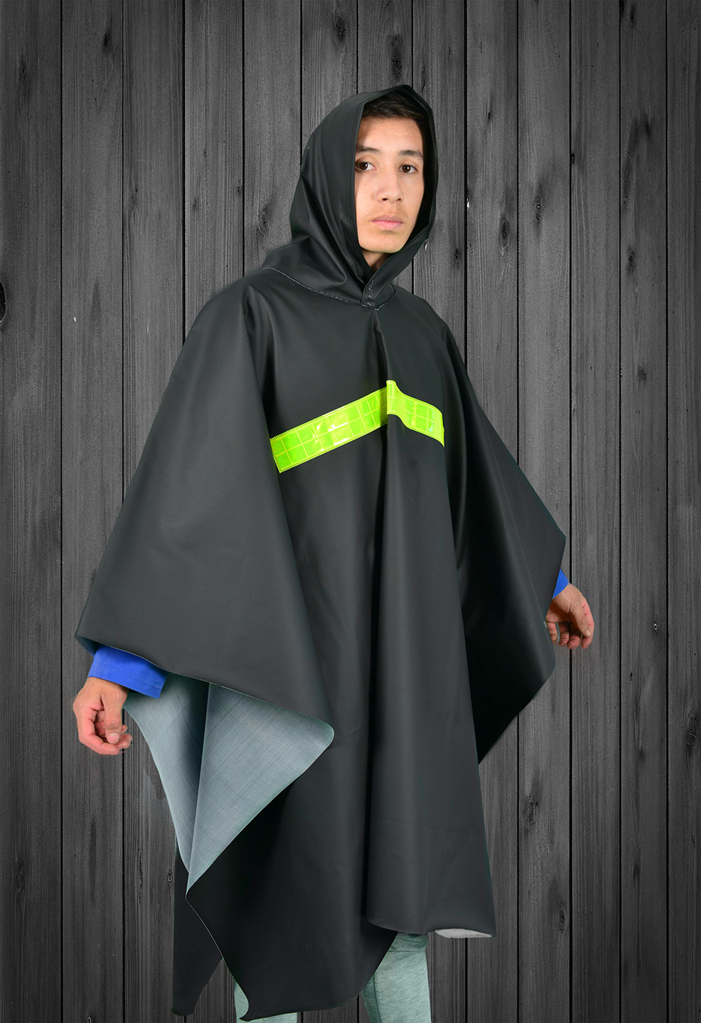 Poncho impermeable termo sellado pvc cinta reflectiva 210cm x140cm