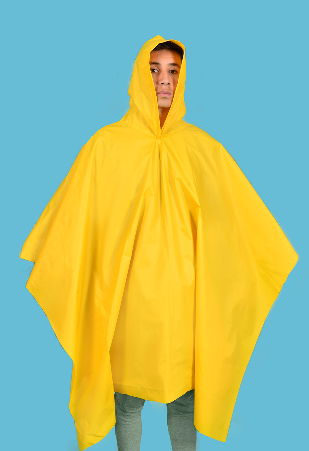 Poncho impermeable termo sellado PVC. Adultos 180cm x 140cm. - Fabrica de  cobertores impermeables pvc